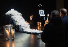 Atsisveikinimas su Kostu Smoriginu Jaunimo teatre