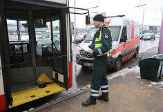Vilniuje troleibusas sužalojo jaunuolį.