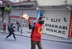 Turkijos policija Stambule vaikė Gegužės 1-osios protestus
