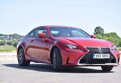 Naujasis &bdquo;Lexus RC200t&ldquo; automobilis