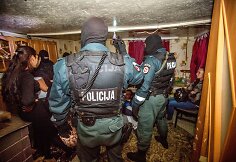 Kriminalinė policija čigonų tabore