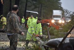Pietinėse JAV siaučiančios audros nusine&scaron;ė mažiausiai penkias gyvybes