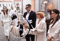 Veronikos Naumovaitės-Kazilionės sūnaus Dominyko krikštynų akimirka