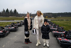 Žinomi žmonės kartingų trasoje