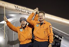 Pilotai Bertrandas Piccardas ir Andre Borschbergas