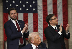 Donaldas Trumpas, J.D.Vance'as, Mike'as Johnsonas