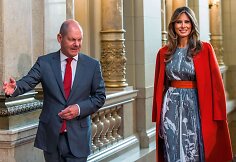 Hamburgo meras Olafas Scholzas su Melania Trump