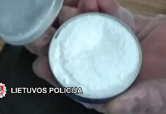 Pas įtariamąjį aptikti narkotikai.