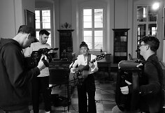 Katie Melua ir akordeonistas Martynas Levickis įra&scaron;ė bendrą dainą