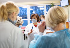 Vilniaus miesto klinikinės ligoninės medikų vakcinacija nuo COVID-19