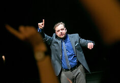 Kirilas Glušajevas