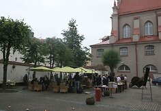 Pasveikinti „La Boheme“ su gimtadieniu ir naujo kiemelio atidarymu susirinko ištikimi draugai