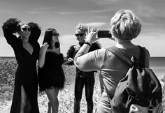 &bdquo;Queens of Roses&ldquo; muzikinio klipo filmavimo užkulisiai