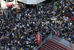 JAV – masiniai protestai prieš Trumpo politiką