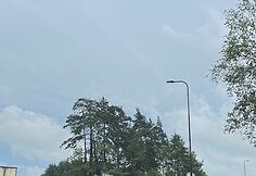 Magistralėje Vilnius-Kaunas-Klaipėda apvirto automobilis