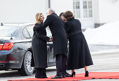 Oficiali Ukrainos pirmosios poros pasitikimo ceremonija Prezidentūroje