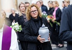 Į paskutiniąją kelionę išlydima poetė Violeta Palčinskaitė