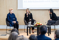 Dalia Grybauskaitė, Margarita Šešelgytė, Tsai Ing-wen