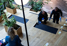 Vilniaus prekybos centre &bdquo;Europa&ldquo; peiliu ginkluotas vyras sužalojo žmogų