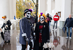 D&iacute;a de Muertos eisena Vilniuje