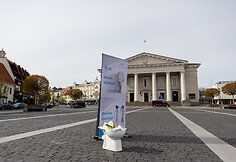 Instaliacija vandentvarkos dienos proga
