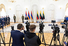 Gitano Nausėdos ir Armėnijos Prezidento Vaagno Chačaturiano spaudos konferencija