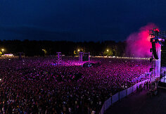 Žiūrovų minia &bdquo;Jaunas kaip Vilnius&ldquo; festivalyje