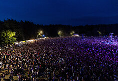 Žiūrovų minia &bdquo;Jaunas kaip Vilnius&ldquo; festivalyje