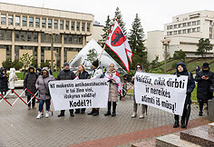 Protestas del NT mokesčio prie seimo