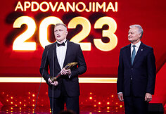 Mykolas Alekna, Gitanas Nausėda