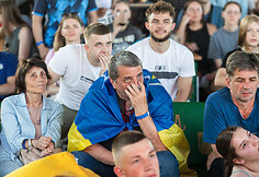 Ukrainiečiai Kyjive stebi futbolo rungtynes Ukraina &ndash; Belgija