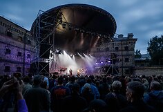 Luki&scaron;kių kalėjimo 2.0 scenoje pasirodė grupė &bdquo;Wolf Alice&ldquo;