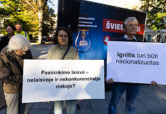 Nacionalinis susivienijimas dėl elektros kainų, elektros rinkos liberalizavimo atšaukimo surengė protesto akciją