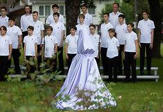 Širvintų Jaunimo sode įvyko skulptūros „Skaitanti mergaitė“, skirtos poetui Justinui Marcinkevičiui atminti, atidengimo ceremonija