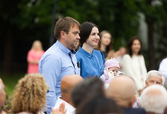 Širvintų Jaunimo sode įvyko skulptūros „Skaitanti mergaitė“, skirtos poetui Justinui Marcinkevičiui atminti, atidengimo ceremonija