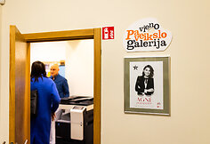 ŽIDINIO gimnazijoje įvyko Agnės Jagelavičiūtės paveikslo paroda