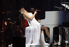 Ievos Dūdaitės pasirodymas &bdquo;Grand Piano Show&ldquo; 