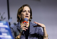 Anne Applebaum