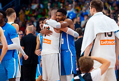 Jonas Valančiūnas, Giannis Antetokounmpo