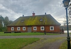 Biržuvėnų dvaro sodyba