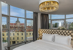 &bdquo;St. Palace Hotel&ldquo;