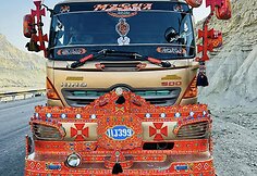 Pakistanas