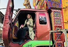 Pakistanas