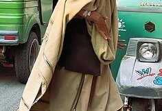 Pakistanas
