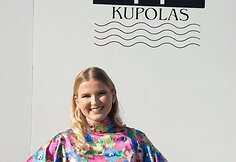Garsenybių linksmybės kupole