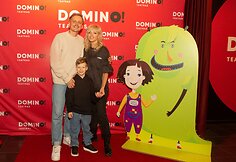 Spektaklio „Kakė Makė ir talentų šou“ premjeroje – garsenybės su atžalomis