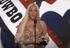 Beyonce dalyvavo „Grammy“ ceremonijoje