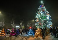 Skaudvilėje įžiebta Kalėdų eglė