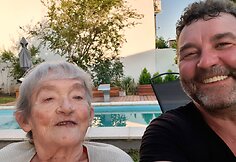 Eduardo &Scaron;lekys Gimenez su mama / Asmeninio albumo nuotr.