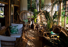 Restorano &bdquo;Pinewood bar and lounge&ldquo; atidarymas/Pauliaus Peleckio/&bdquo;ŽMONĖS Foto&ldquo; nuotr.